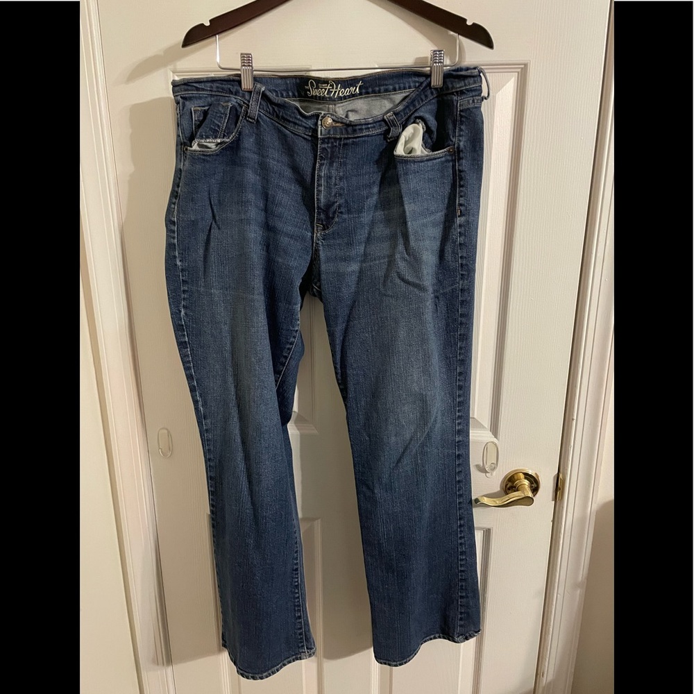 Old Navy Sweetheart Straight Leg Jeans